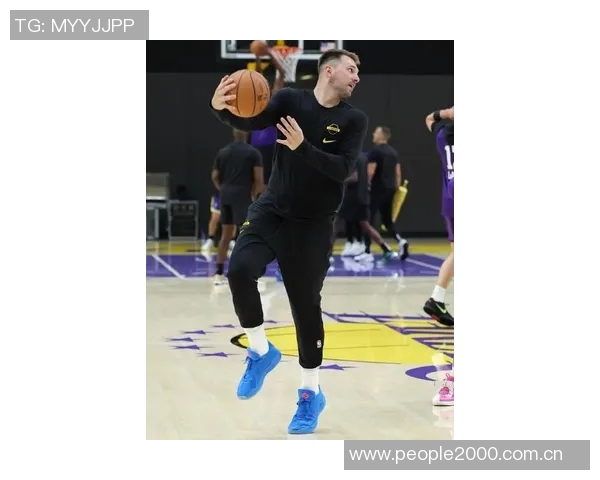 雷迪克谈东契奇防守挑战期待这位26岁球星的未来表现