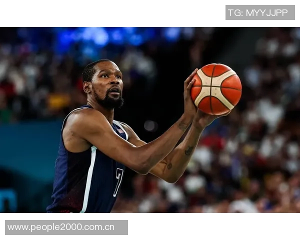 杜兰特谈赛后趣事与乌度卡的深厚友谊引发关注 杜兰特谈赛后趣事与乌度卡的深厚友谊引发关注