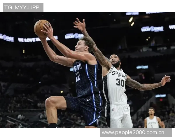 NBA精彩回顾魔术主场遭尼克斯逆袭雷霆强势击败马刺展现实力