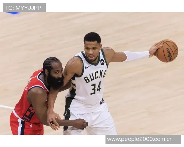 字母哥32分钟内表现出色却无力挽回局势贡献26分11板8助令人唏嘘