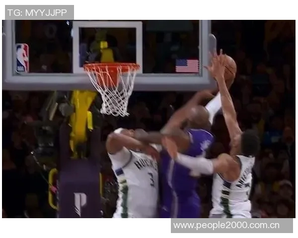 雄鹿与黄蜂比赛裁判报告揭示关键漏判字母哥进攻三秒违例成焦点