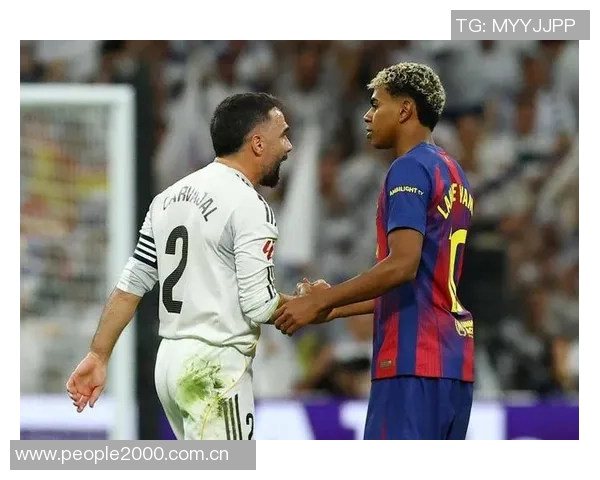 佩德里社交媒体分享与阿尔巴合照表达敬意感慨并肩作战的荣幸