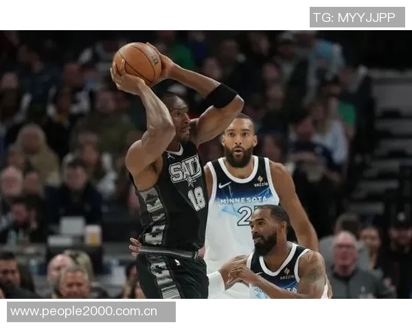 NBA精彩回顾：活塞逆袭快船马刺战胜绿军骑士轻取森林狼展现强大实力